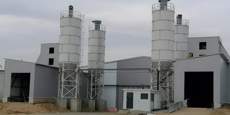 В промышленно-строительном кластере Хабаровского края заработал завод по производству товарного бетона