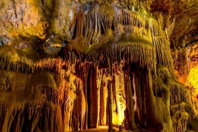 Ученые выдвинули новую версию происхождения Мраморной пещеры в Крыму