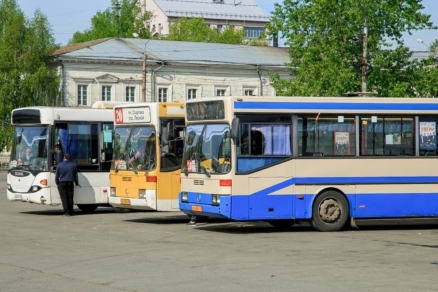 В Барнауле экипажи автобусов удивились неожиданным визитёрам