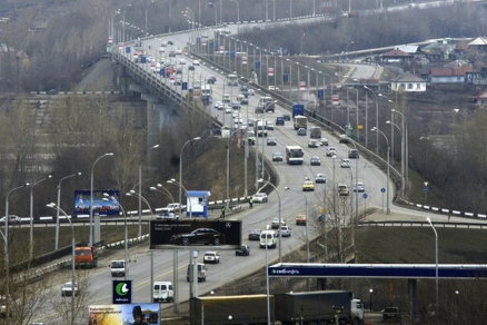 В Кемерово частично перекроют Кузбасский мост