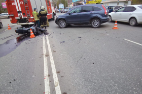 В Кировской области автомобилист не уступил дорогу мотоциклу и устроил аварию