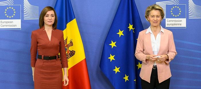 Молдавия готовится напасть на Приднестровье: Санду призвала избавиться от «сепаратистского режима»
