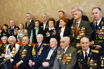 Ко Дню Победы ветеранам войны в Новосибирской области перечислили допвыплаты