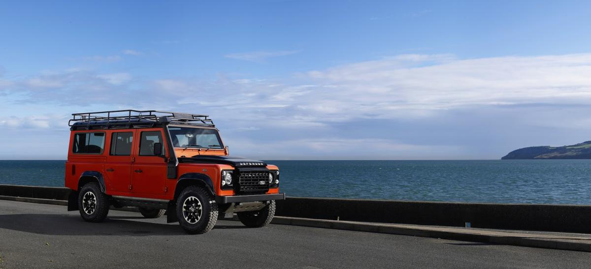 Обновленный Land Rover Defender поступит в продажу в 2018 году