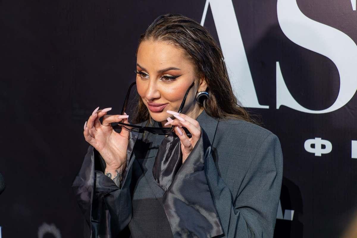 Анна Асти может оставить сцену из-за любви к деревне и лошадям