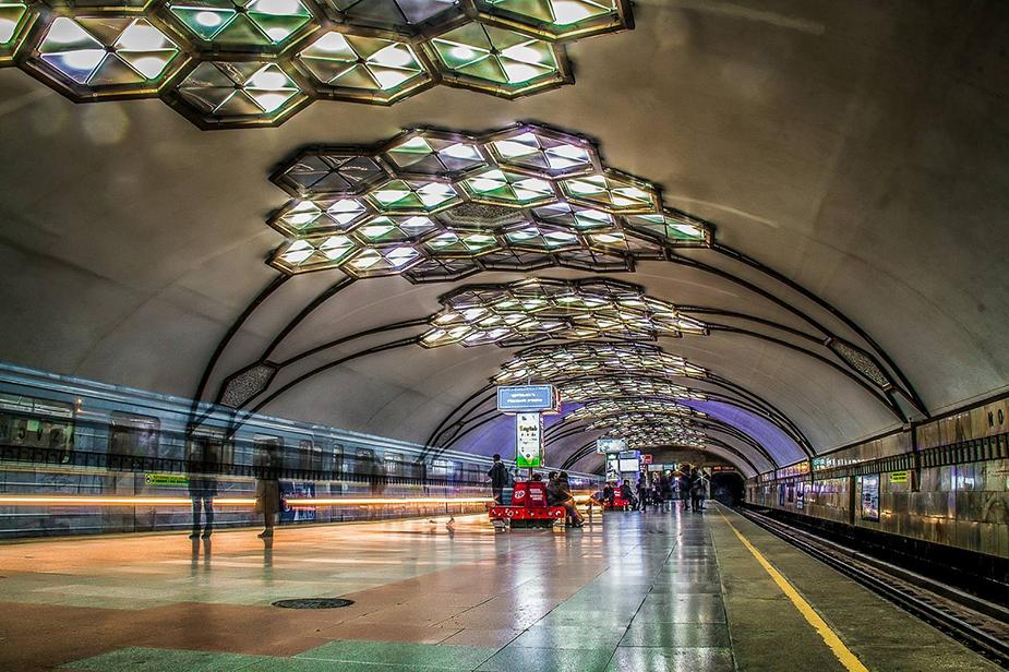 В Ташкенте с 1 апреля пенсионеры смогут бесплатно ездить в метро