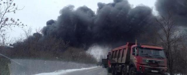 В Волгограде произошел крупный пожар на складе мебельной фабрики