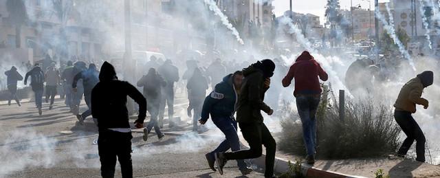 В Израиле в стычках с силовиками пострадали более 200 палестинцев