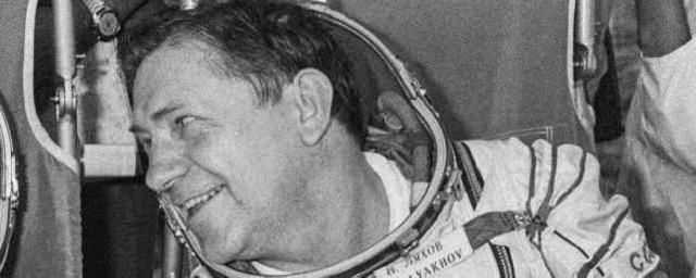 На 76-м году жизни умер космонавт Владимир Ляхов