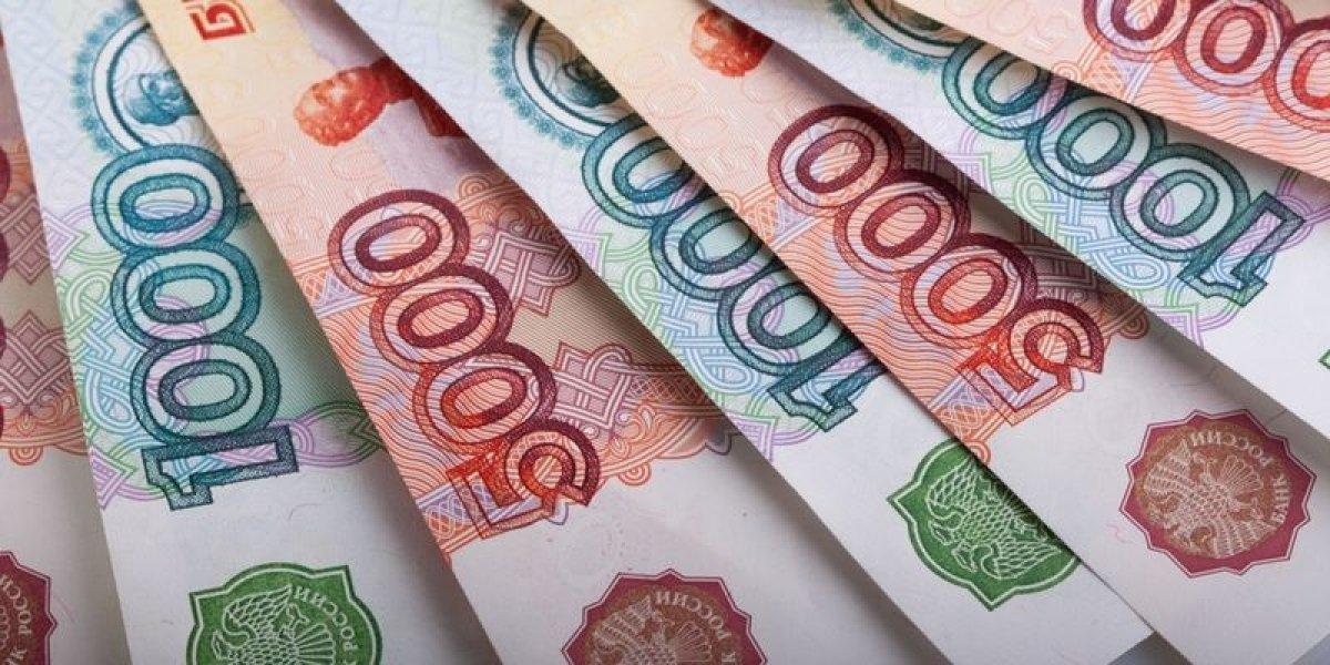 Мэр Брянска заработал 2,4 млн рублей за 2016 год