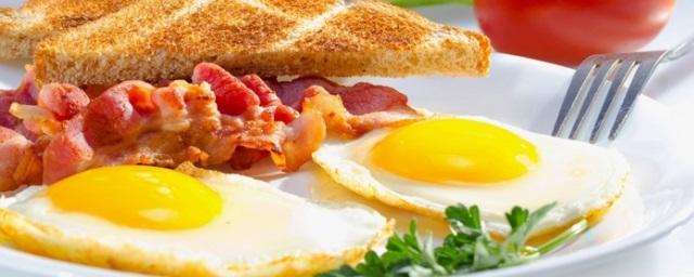 Ученые назвали лучшее время для завтрака