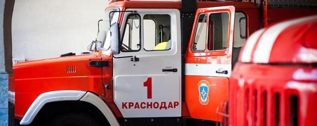 В Краснодаре из-за пожара из детской больницы эвакуировали 150 человек