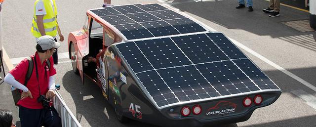 В Австралии 42 автомобиля на солнечных батареях участвуют в гонках