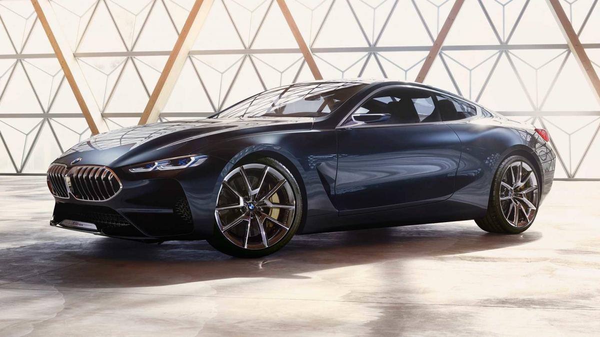 BMW представит новую модель 17 августа