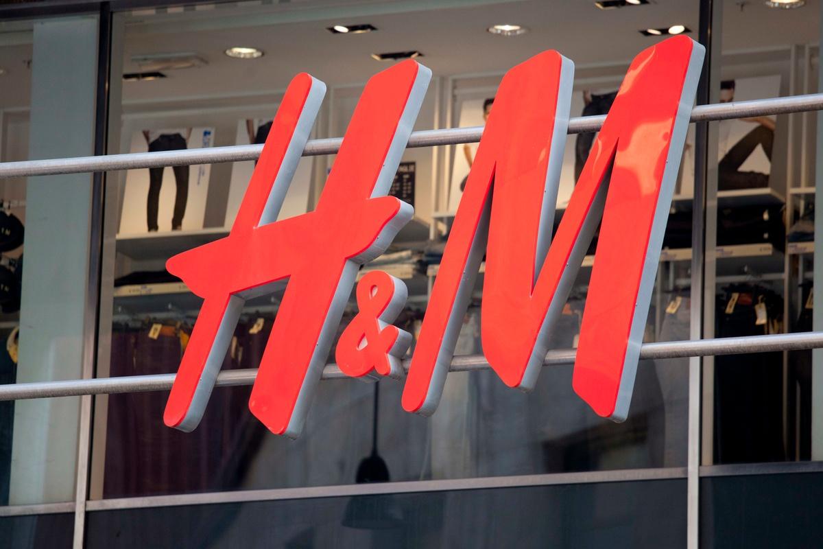 Все возвращаются, а они уходят: H&M полностью покидает российский рынок