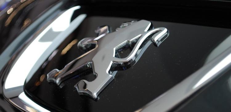 Peugeot представит пять новых авто на выставке «Comtrans 2015»