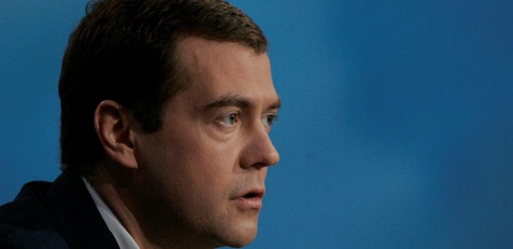 Медведев: РФ в ближайшее время решит проблему энергоснабжения Крыма