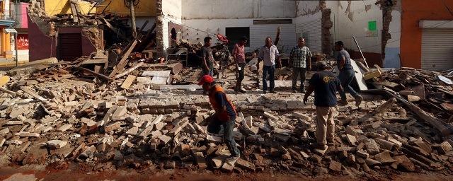В Мексике объявлен трехдневный траур по погибшим при землетрясении
