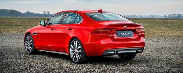 Jaguar выпустил спортивные XE и XF 300 Sport в России