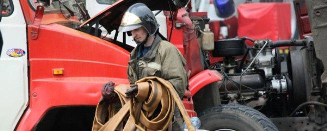 В Петербурге из горящего дома на Белы Куна эвакуировали 25 человек