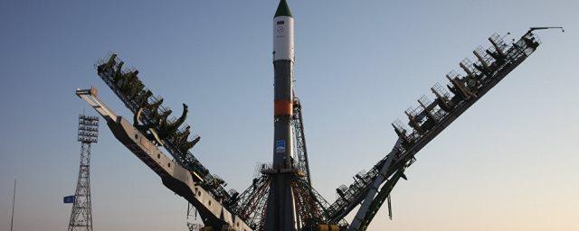 Ракету с кораблем «Союз МС-04» установили на Байконуре
