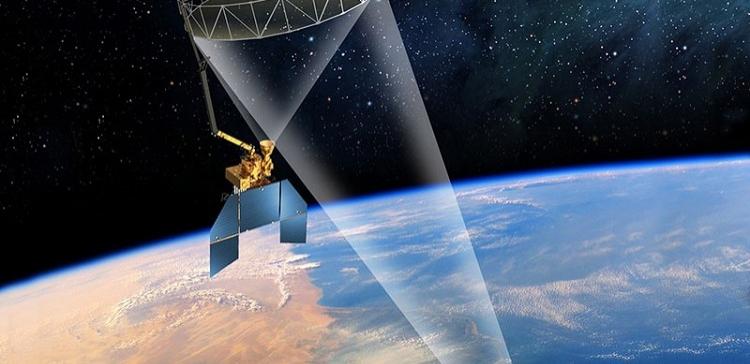 У научного спутника NASA отключился один радар для сканирования Земли