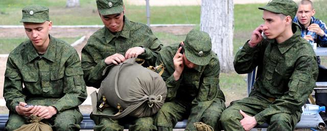 В России уклонистам от армии запретили 10 лет работать на госслужбе