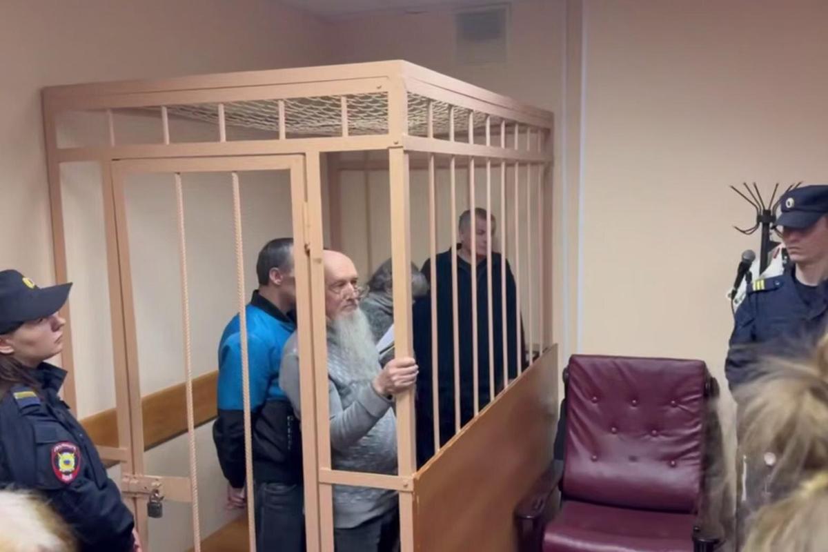 Суд в Петербурге огласил приговор изготовителям детского порно