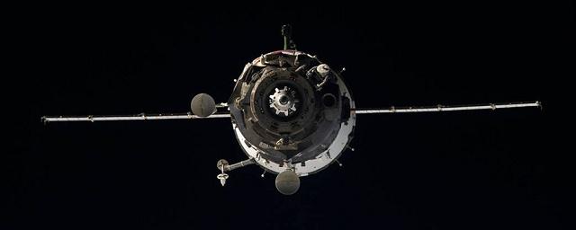 Три российских спутника после выхода на орбиту не выходят на связь
