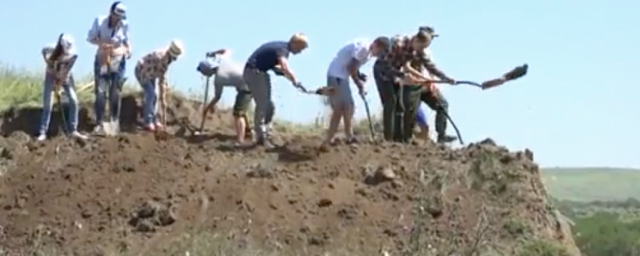 В Краснодарском крае студенты нашли древнее захоронение