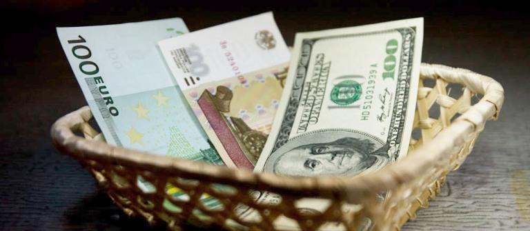 Банк России установил курсы валют на 30 ноября