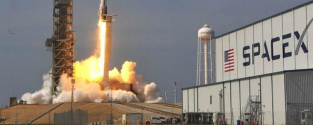 СМИ: SpaceX планирует взять кредит в $500 миллионов