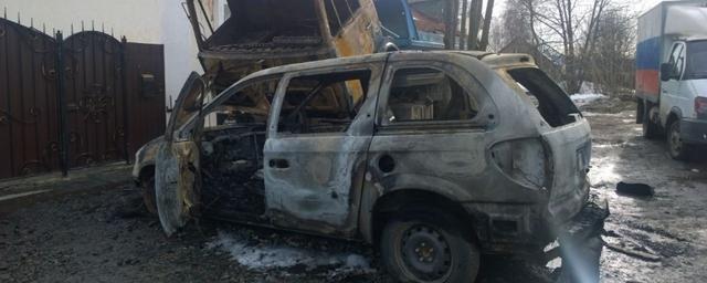 В Ивановской области за ночь сгорели три машины