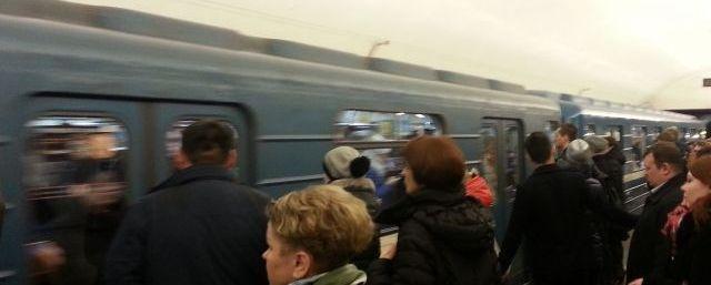 В «Ночь музеев» метро Петербурга перевезло около 70 тысяч человек