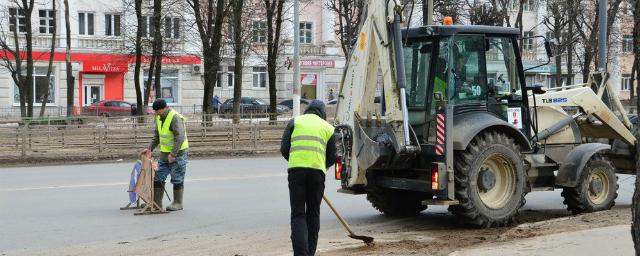 В Твери «ЖЭК» приступает к летней уборке дорог