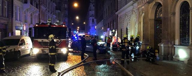 В Праге горит гостиница, два человека погибли и не менее 40 пострадали