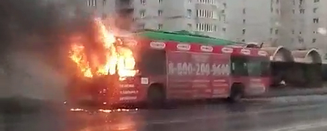 В Рыбинске во время движения загорелся троллейбус с пассажирами