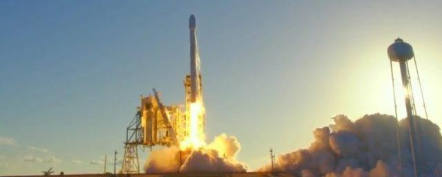 SpaceX осуществила успешный запуск грузовой миссии Dragon к МКС