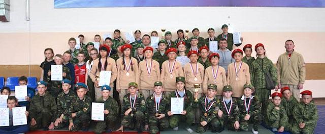 В Горно-Алтайске прошла военно-патриотическая игра «Зарница»