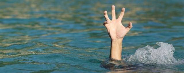 В Пятигорске на озере утонул семилетний мальчик