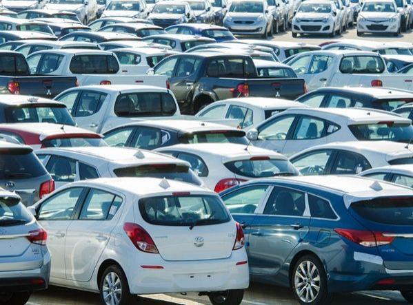 Продажи новых легковых авто в Евросоюзе сократились на 24%