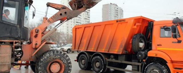 Волгоградские доржники продолжают борьбу с последствиями снегопада
