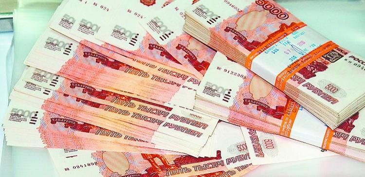 Жительница Нижнекамска задолжала сыну алименты на 438 тысяч рублей