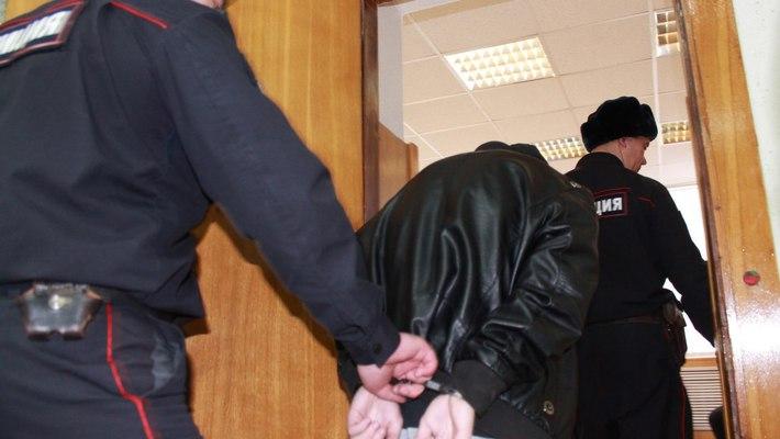 В Калужской области мужчина ударил собутыльника ножом в шею