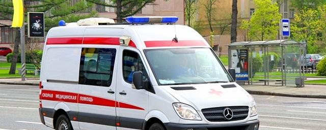 В больнице Москвы умерла выпавшая из окна 7-го этажа девочка