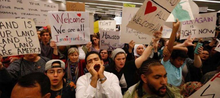 После акции «День без иммигрантов» в США уволены более 100 человек