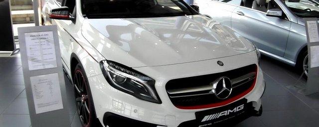 Названа стоимость трех новых моделей Mercedes-Benz в России