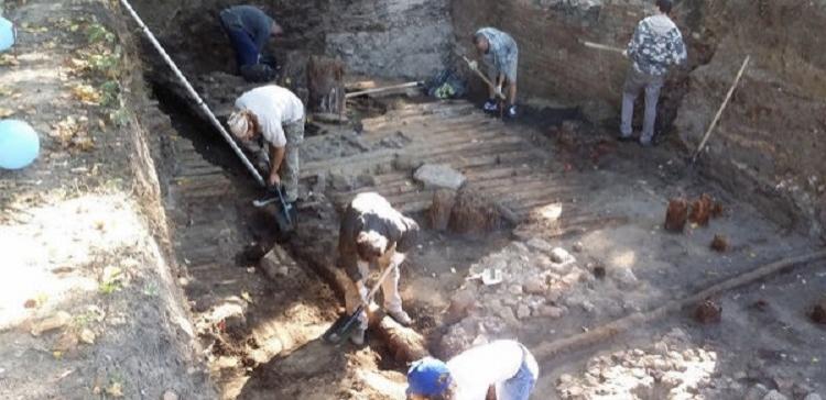 В Зарядье археологи обнаружили древнейшую улицу Москвы