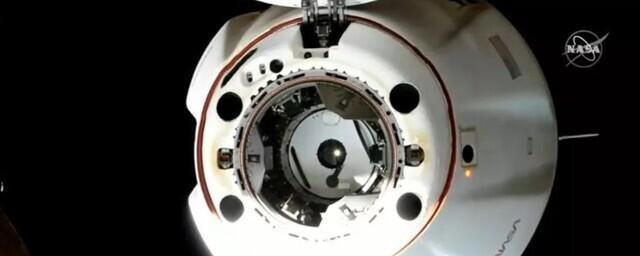 Корабль Crew Dragon с космонавтом Анной Кикиной успешно отстыковался от МКС
