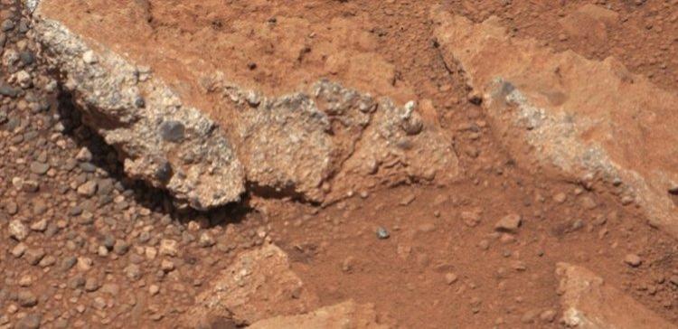 Ученые: Реки Марса переносили гальку на десятки километров